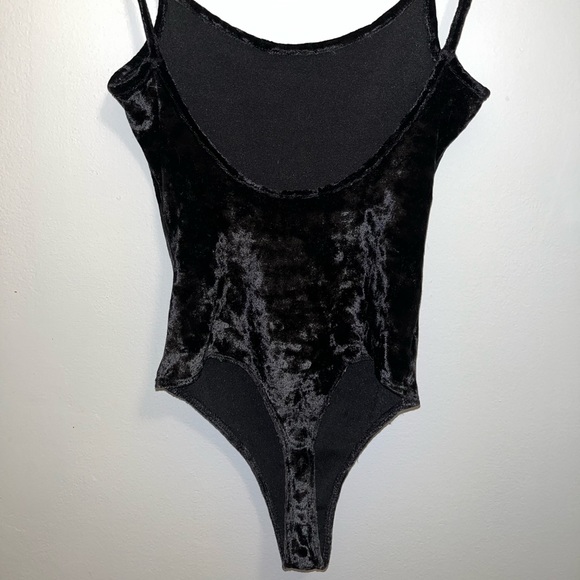 Black Bodysuit : John Galt by Brandy Melville - Picture 5 of 8